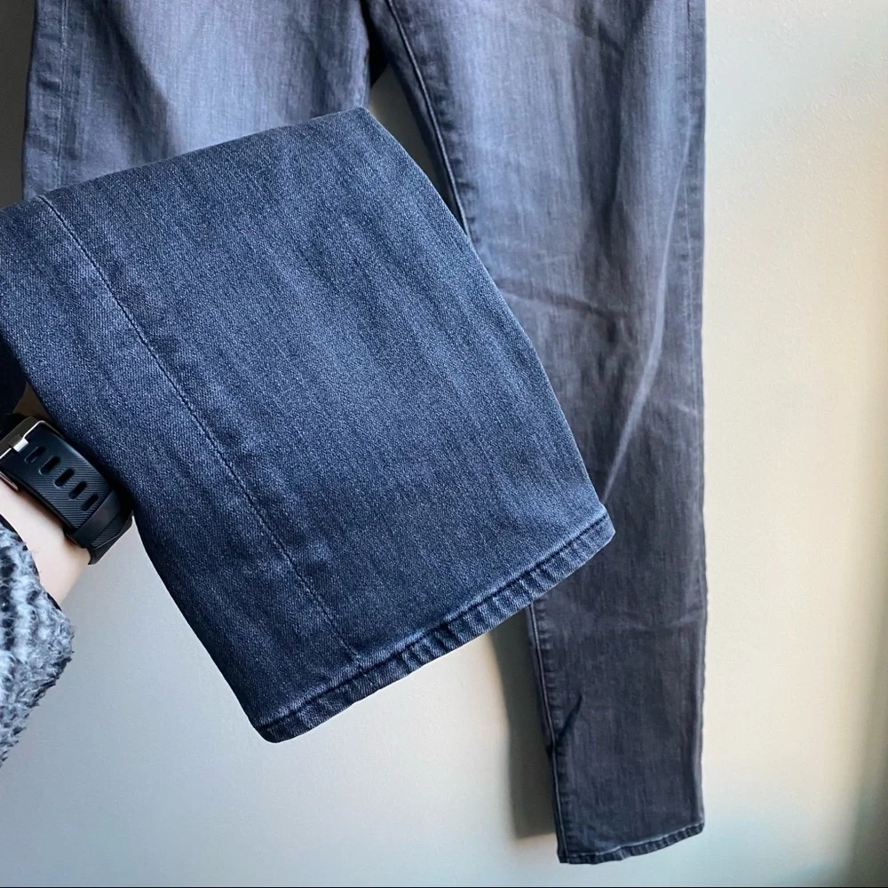 AG Adriano Goldschmied The Everett Slim Straight Jeans
